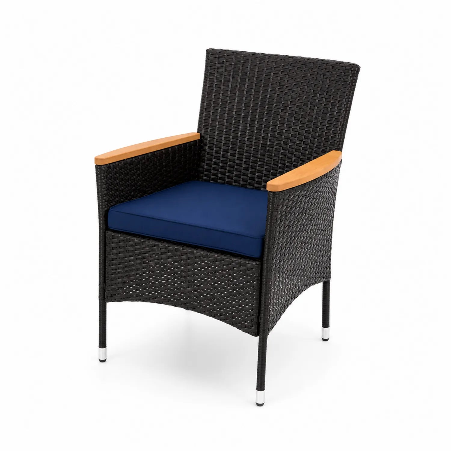 Sedia in rattan con cuscino blu e braccioli in legno