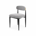 Sedia in metallo nero con tessuto grigio